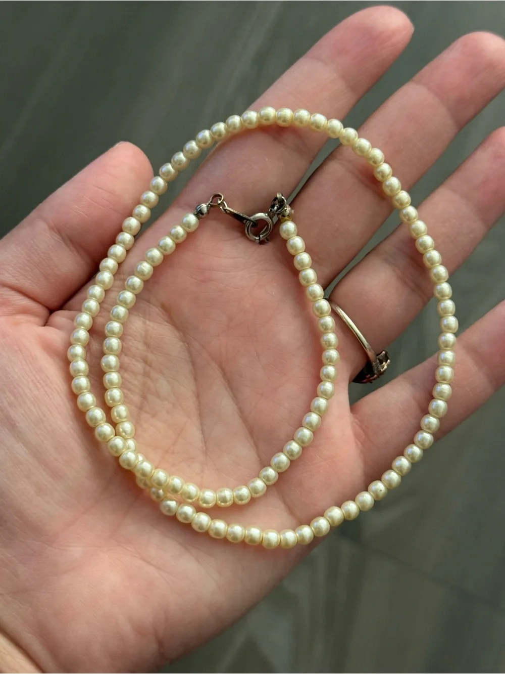 Classic Ivory Pearl Necklace 17” - Elegant Women Jewelry